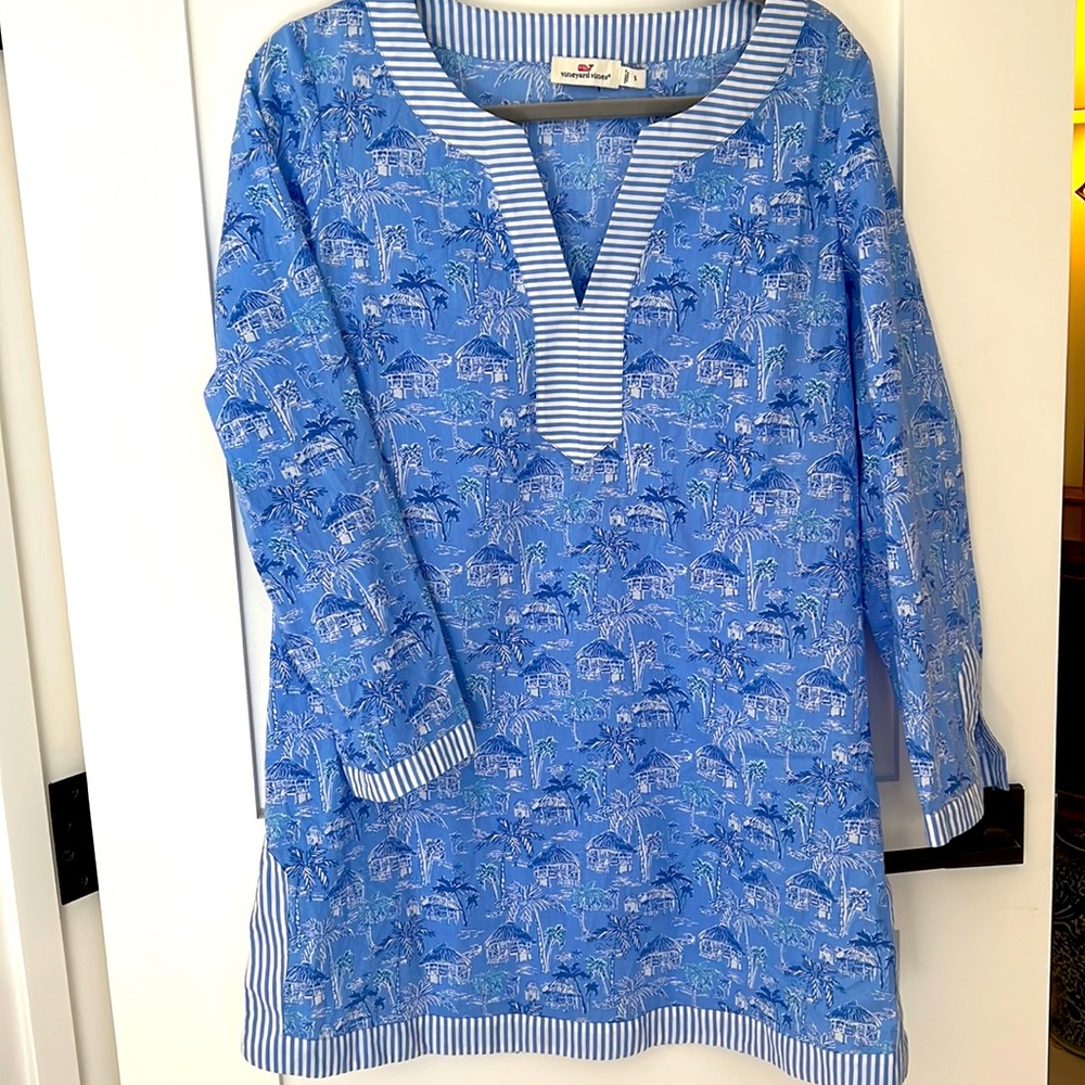 Vineyard Vines Tunic / Cover up - worn once size S